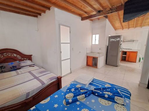 Apartaestudio en arriendo Antioquia Medellín Rosales 20 m2 Habitaciones 1 Baños 1 Garajes 0 Precio $1500000