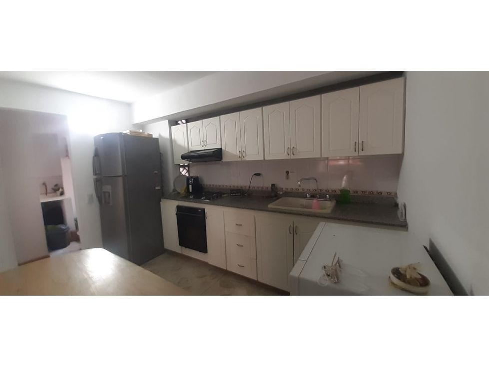 Apartamento en venta Antioquia Medellín Urbanizacion Los Laureles 160 m2 Habitaciones 4 Baños 3 Garajes 2 Precio $730000000