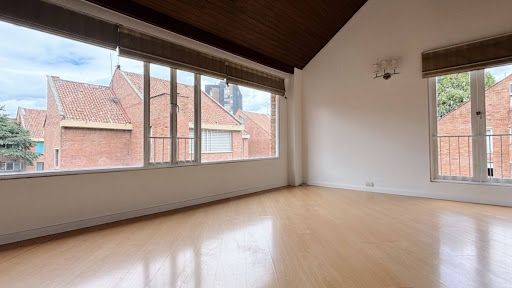 Apartamento en arriendo Cundinamarca Bogotá Estoril 116 m2 Habitaciones 3 Baños 3 Garajes 1 Precio $5399600