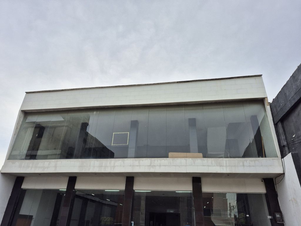 Local en arriendo Atlántico Barranquilla El Recreo 400 m2 Habitaciones 0 Baños 0 Garajes 1 Precio $8000000