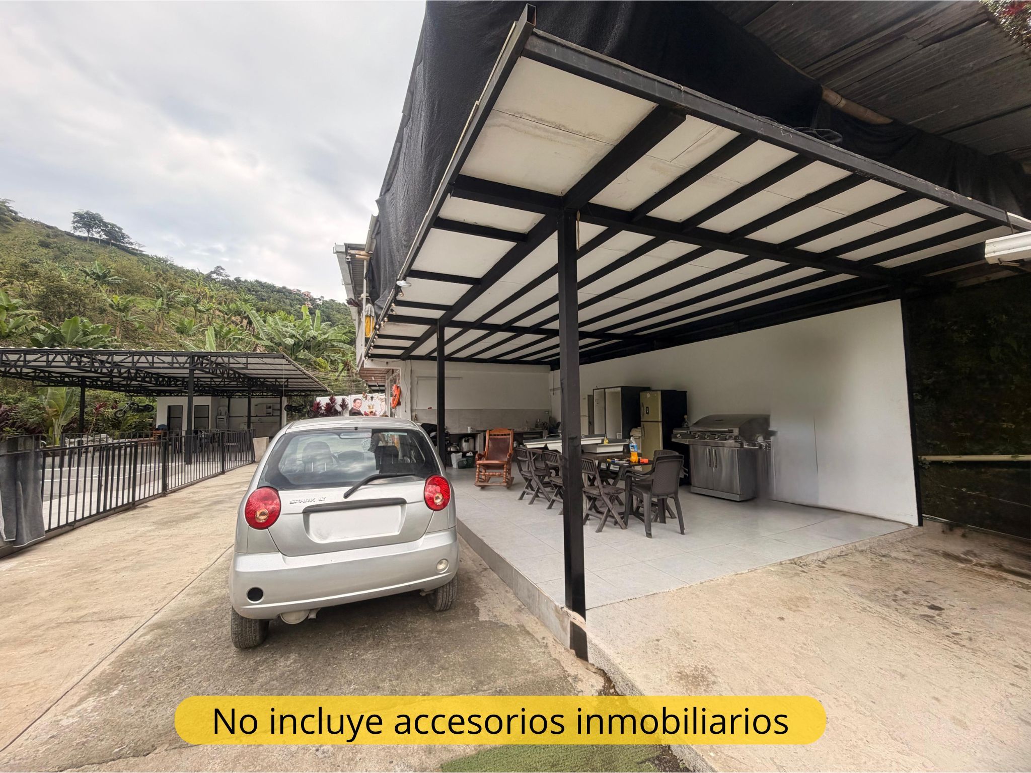 Finca en arriendo o venta Risaralda Pereira Pereira 800 m2 Habitaciones 4 Baños 5 Garajes 8 Precio venta $900000000 Precio arriendo $3000000