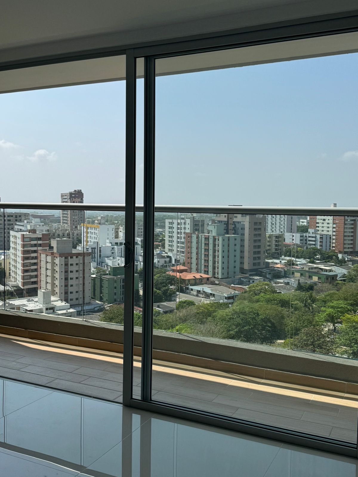 Apartamento en venta Atlántico Barranquilla Ciudad Jardin 101 m2 Habitaciones 3 Baños 2 Garajes 1 Precio $640000000