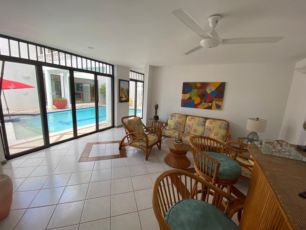 Casa Campestre en venta Cundinamarca Girardot Cr Mi Futuro Et Ii 267 m2 Habitaciones 4 Baños 5 Garajes 5 Precio $1400000000
