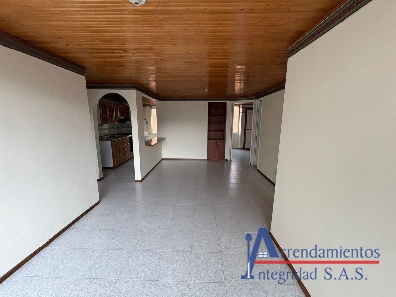 Apartamento en arriendo Antioquia Medellín Las Playas 73 m2 Habitaciones 3 Baños 3 Garajes 1 Precio $2650000