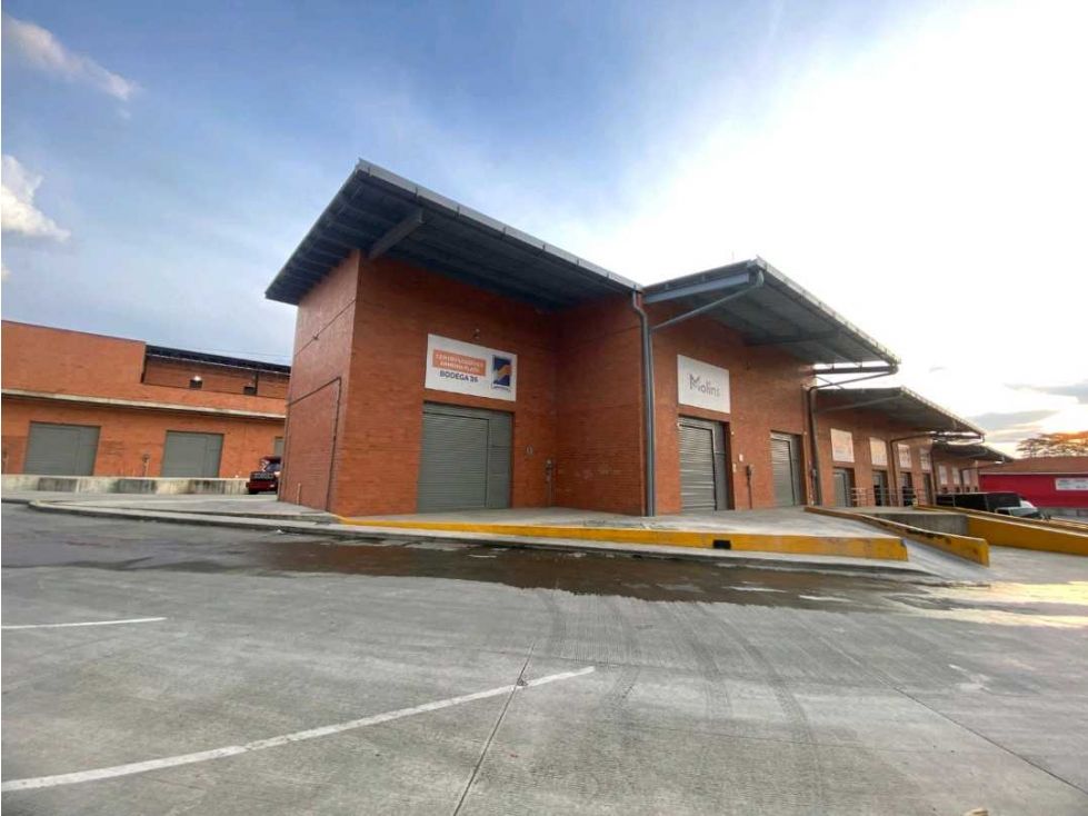 Bodega en venta Quindío Armenia Br La Cecilia Et Iii 181 m2 Habitaciones 0 Baños 1 Garajes 0 Precio $850000000