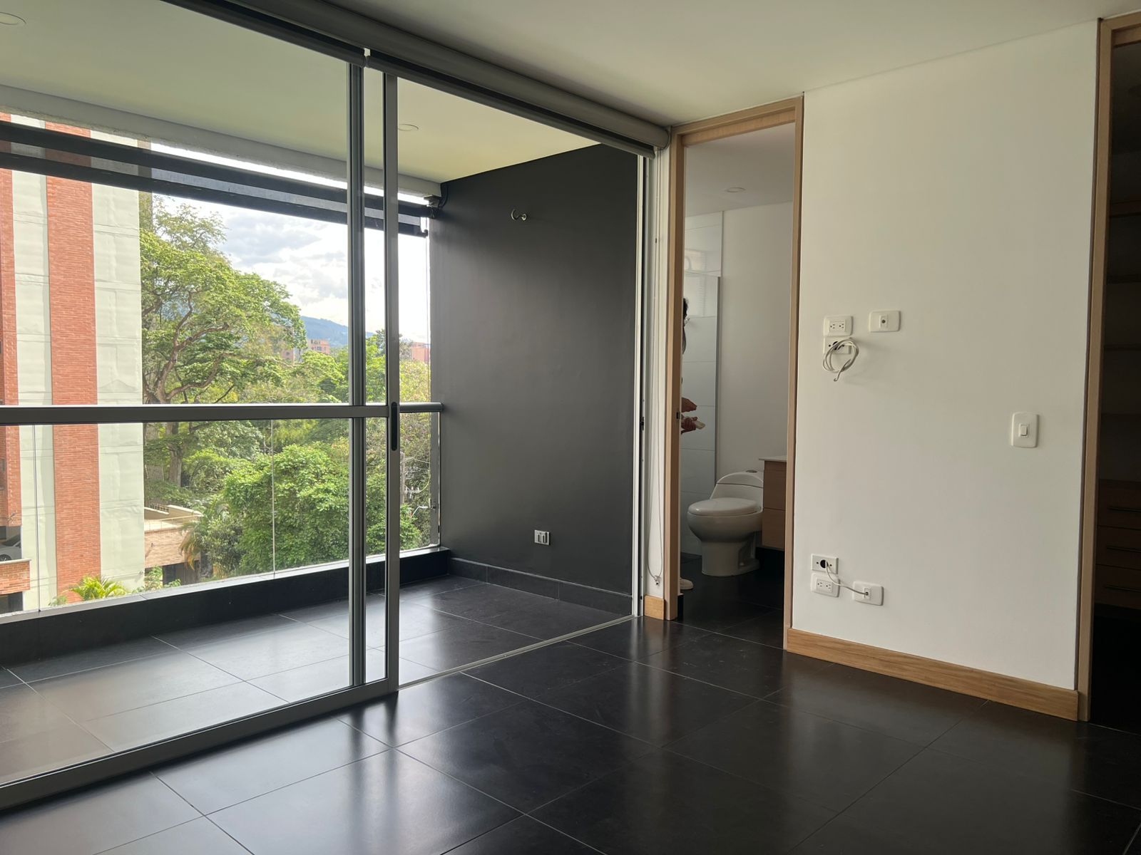 Apartamento en arriendo Antioquia Medellín El Castillo 89 m2 Habitaciones 2 Baños 2 Garajes 2 Precio $5950000