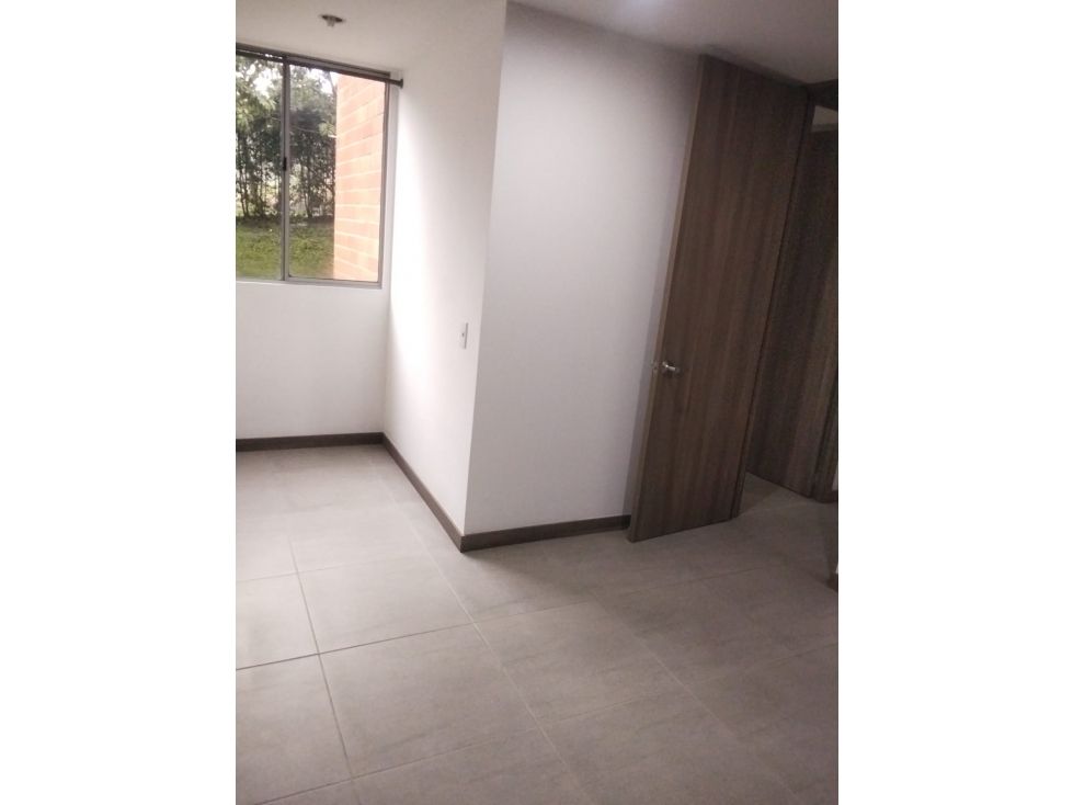 Apartamento en arriendo Antioquia Itagüí Cr Zanetti 60 m2 Habitaciones 3 Baños 2 Garajes 0 Precio $2500000