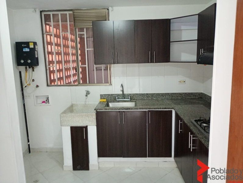 Apartamento en arriendo o venta Antioquia Medellín Loma De Los Bernal 85 m2 Habitaciones 3 Baños 2 Garajes 0 Precio venta $524000000 Precio arriendo $3800000