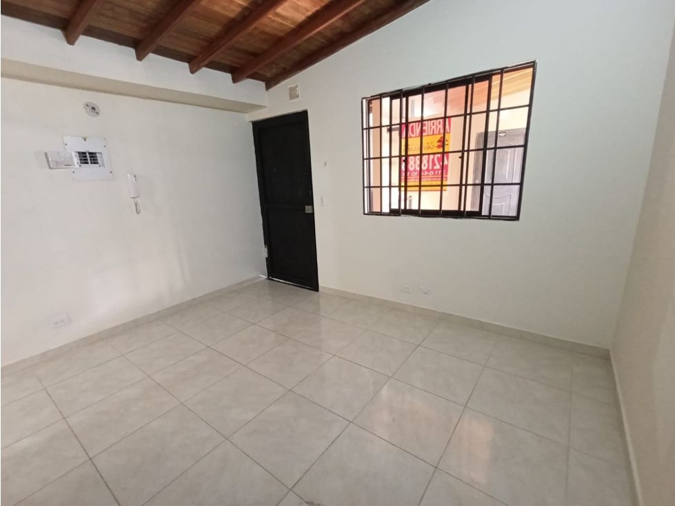 Apartaestudio en arriendo Antioquia Medellín Aures No 1 40 m2 Habitaciones 1 Baños 1 Garajes 0 Precio $750000