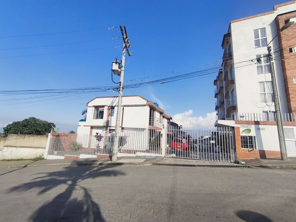 Apartamento en venta Cundinamarca Fusagasugá Cr Quintas De Los Rosales 63 m2 Habitaciones 2 Baños 2 Garajes 0 Precio $187000000
