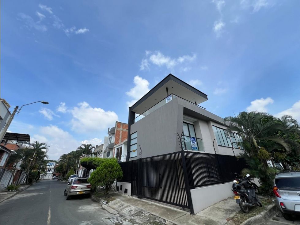 Casa en venta Valle Del Cauca Cali Ciudad 2000 239 m2 Habitaciones 3 Baños 2 Garajes 2 Precio $1050000000