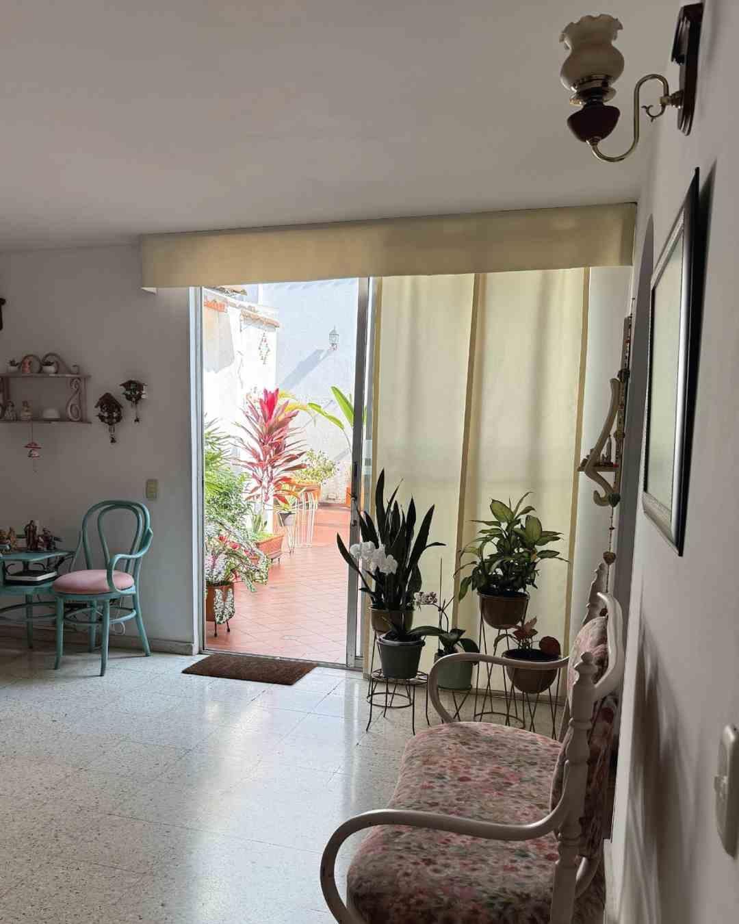 Casa en venta Valle Del Cauca Cali La Flora 450 m2 Habitaciones 6 Baños 6 Garajes 2 Precio $980000000