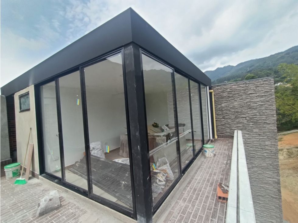 Apartamento en venta Antioquia Envigado El Chocho 121 m2 Habitaciones 3 Baños 3 Garajes 1 Precio $1390000000