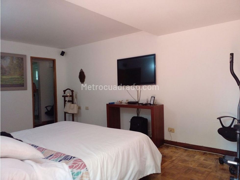 Casa en venta Antioquia Medellín Loma El Atravesado 138 m2 Habitaciones 4 Baños 4 Garajes 3 Precio $960000000