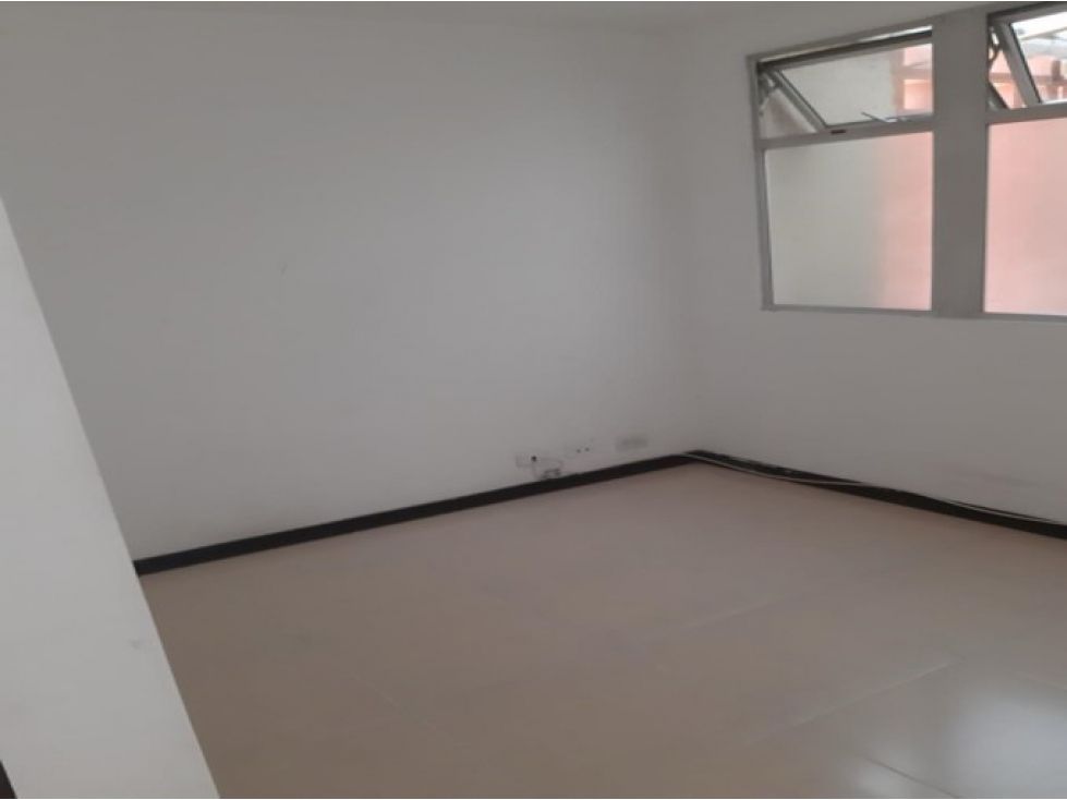 Apartamento en venta Antioquia Itagüí Zona Industrial 3 98 m2 Habitaciones 3 Baños 2 Garajes 1 Precio $530000000