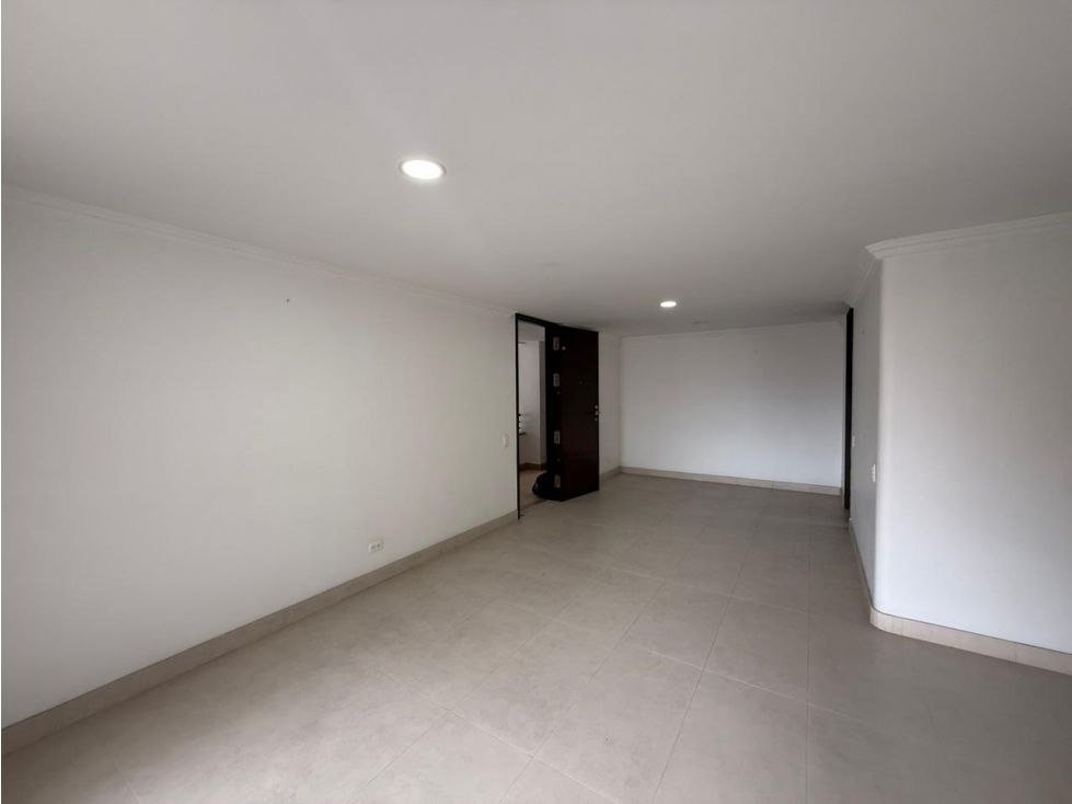 Apartamento en venta Antioquia Envigado Orense 108 m2 Habitaciones 3 Baños 3 Garajes 1 Precio $830000000