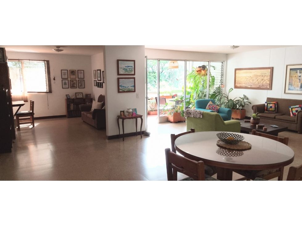 Apartamento en venta Antioquia Medellín Suramericana 170 m2 Habitaciones 5 Baños 3 Garajes 1 Precio $690000000