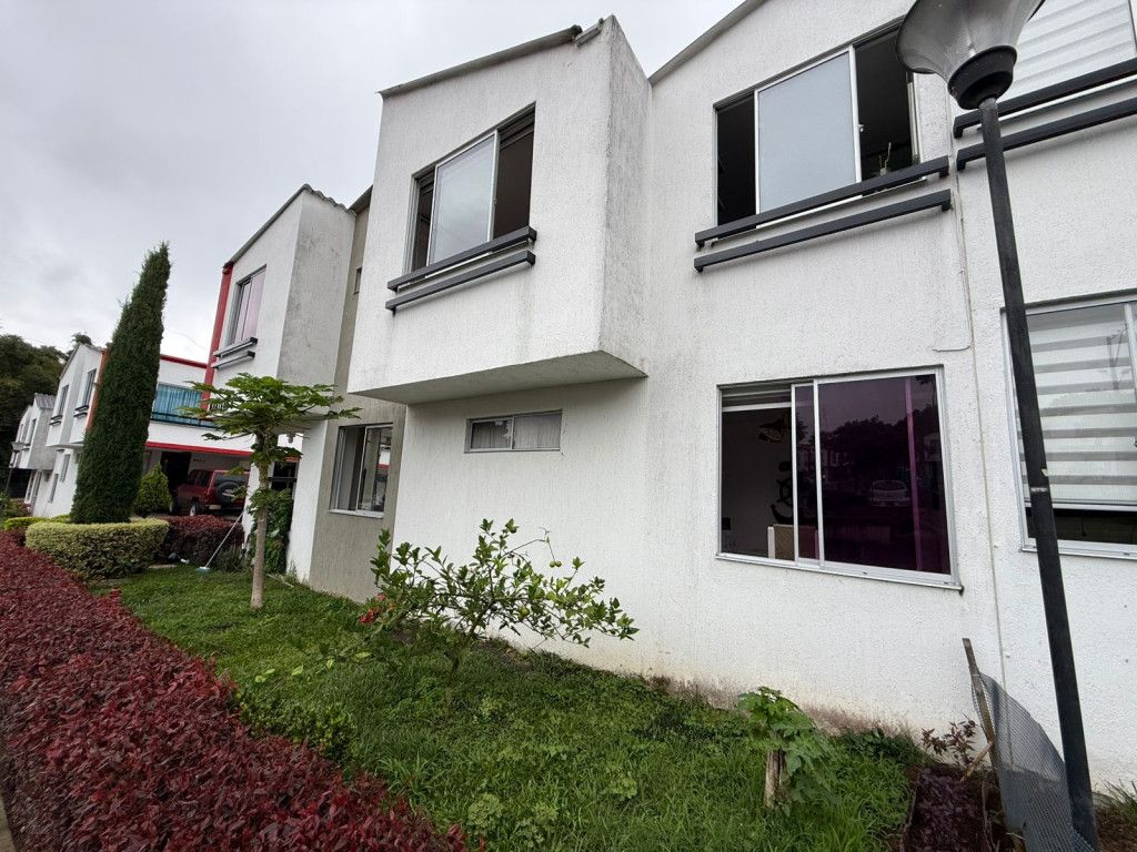 Casa en venta Risaralda Pereira Ur Villa Olimpica 75 m2 Habitaciones 3 Baños 2 Garajes 1 Precio $390000000