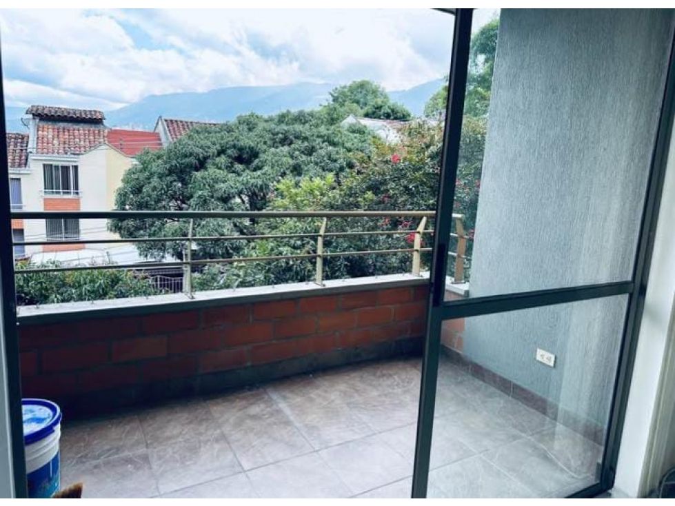 Apartamento en venta Antioquia Envigado Parque Mediterraneo 76 m2 Habitaciones 3 Baños 2 Garajes 1 Precio $535000000