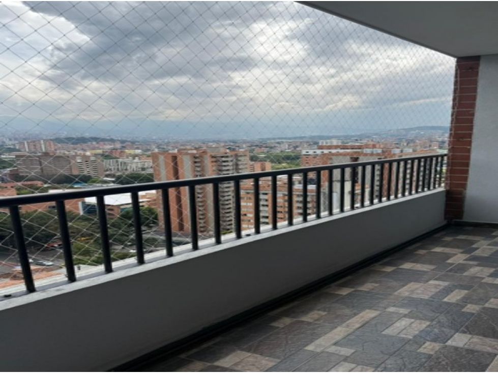 Apartamento en venta Antioquia Medellín Cuarta Brigada 110 m2 Habitaciones 3 Baños 3 Garajes 2 Precio $800000000