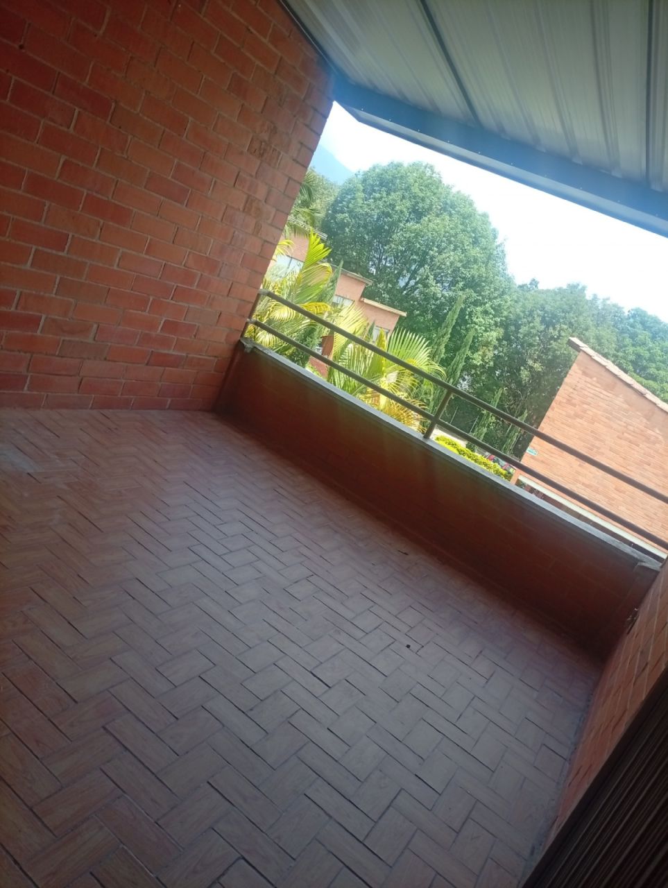 Casa en arriendo Antioquia Medellín Las Antillas 110 m2 Habitaciones 3 Baños 3 Garajes 2 Precio $4500000