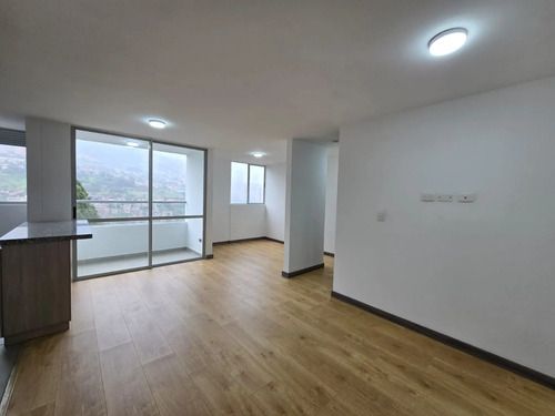 Apartamento en venta Antioquia Medellín Blanquizal 61 m2 Habitaciones 2 Baños 2 Garajes 1 Precio $450000000