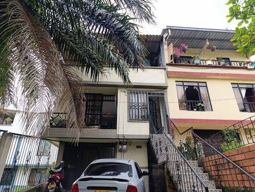 Casa en venta Risaralda Pereira Ur Quintas De Panorama Et Ii 78 m2 Habitaciones 5 Baños 3 Garajes 3 Precio $350000000