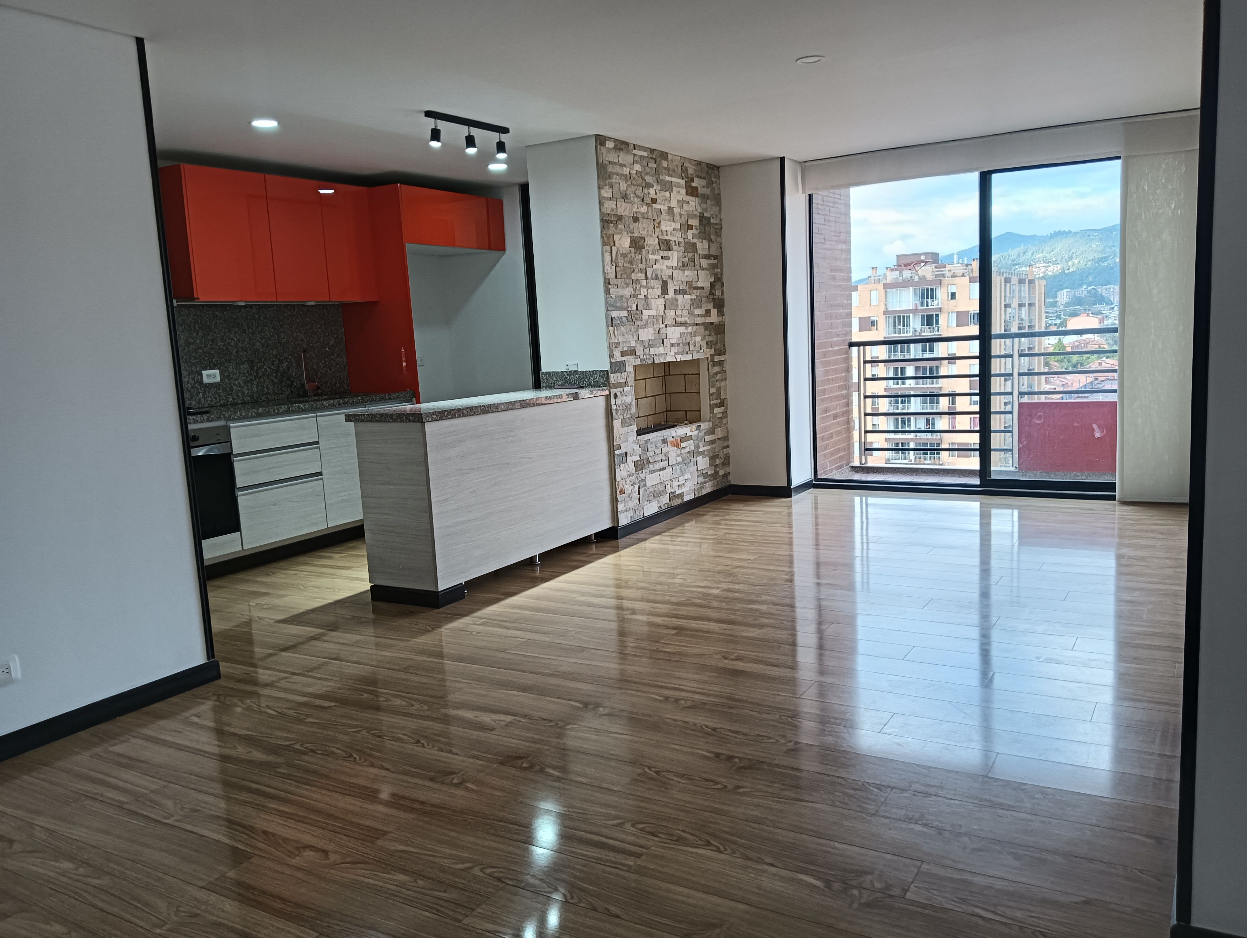 Apartamento en arriendo Cundinamarca Bogotá Los Cedros Oriental 101 m2 Habitaciones 2 Baños 3 Garajes 2 Precio $4800000