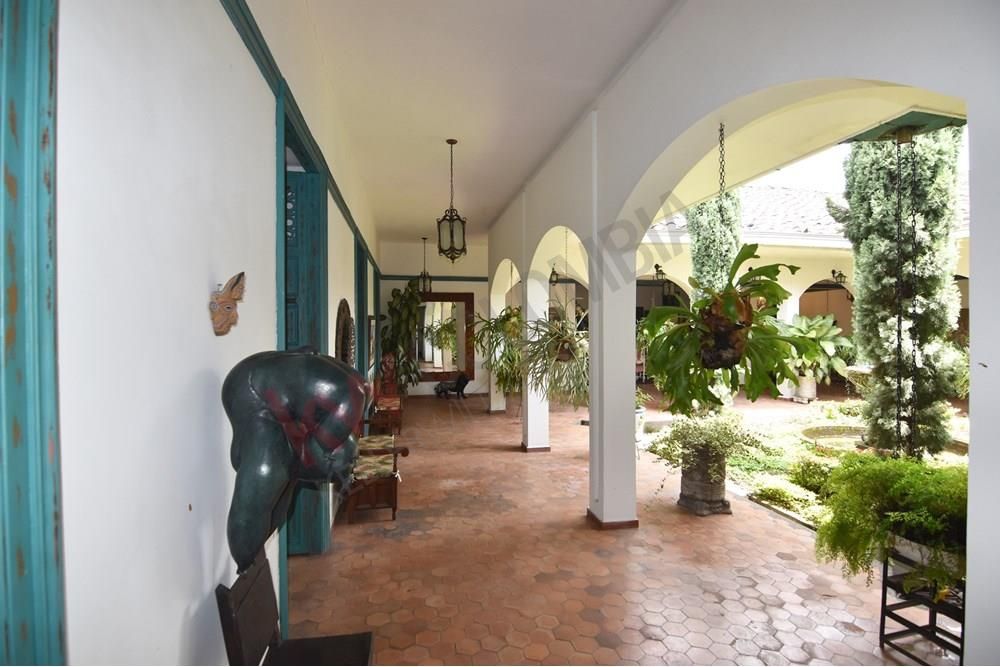 Casa en venta Valle Del Cauca Guadalajara De Buga La Merced 900 m2 Habitaciones 9 Baños 7 Garajes 1 Precio $4500000000