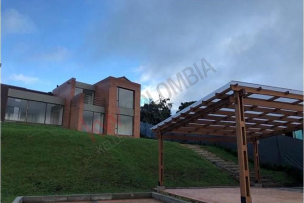 Casa en arriendo Cundinamarca La Calera La Calera 165 m2 Habitaciones 3 Baños 3 Garajes 1 Precio $10000000