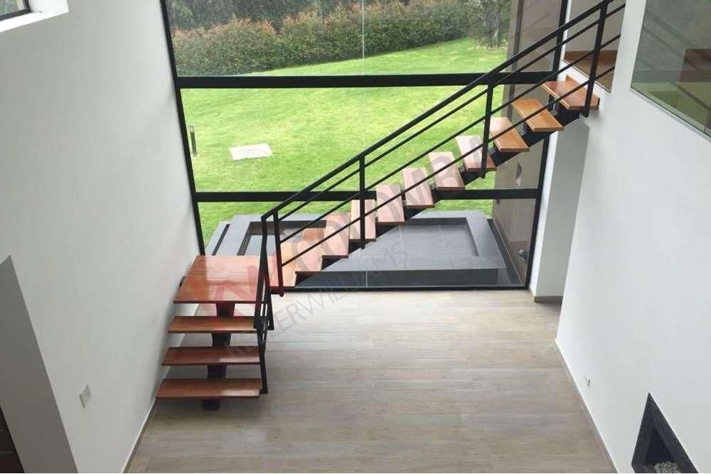 Casa en arriendo Cundinamarca La Calera La Plazuela 460 m2 Habitaciones 4 Baños 4 Garajes 6 Precio $12000000