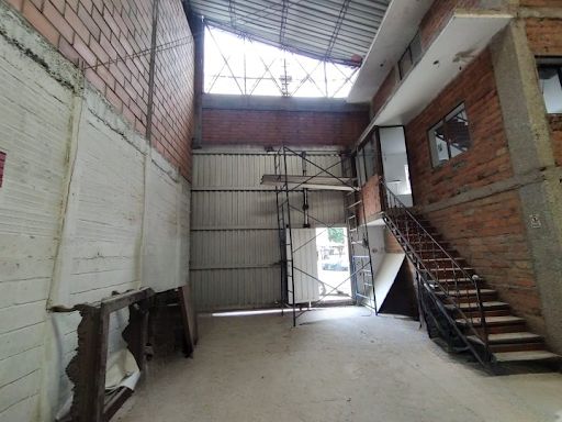 Bodega en arriendo Antioquia Medellín El Chagualo 230 m2 Habitaciones 0 Baños 2 Garajes 0 Precio $13000000