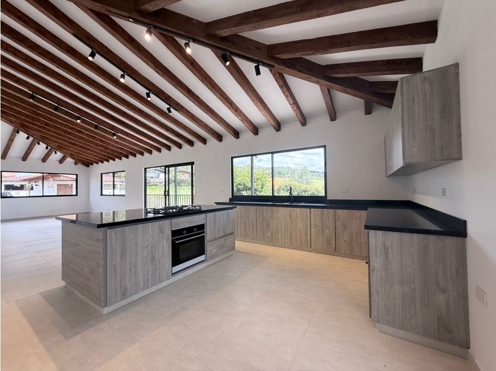 Casa Campestre en arriendo Antioquia Rionegro Rionegro 230 m2 Habitaciones 3 Baños 4 Garajes 1 Precio $4000000