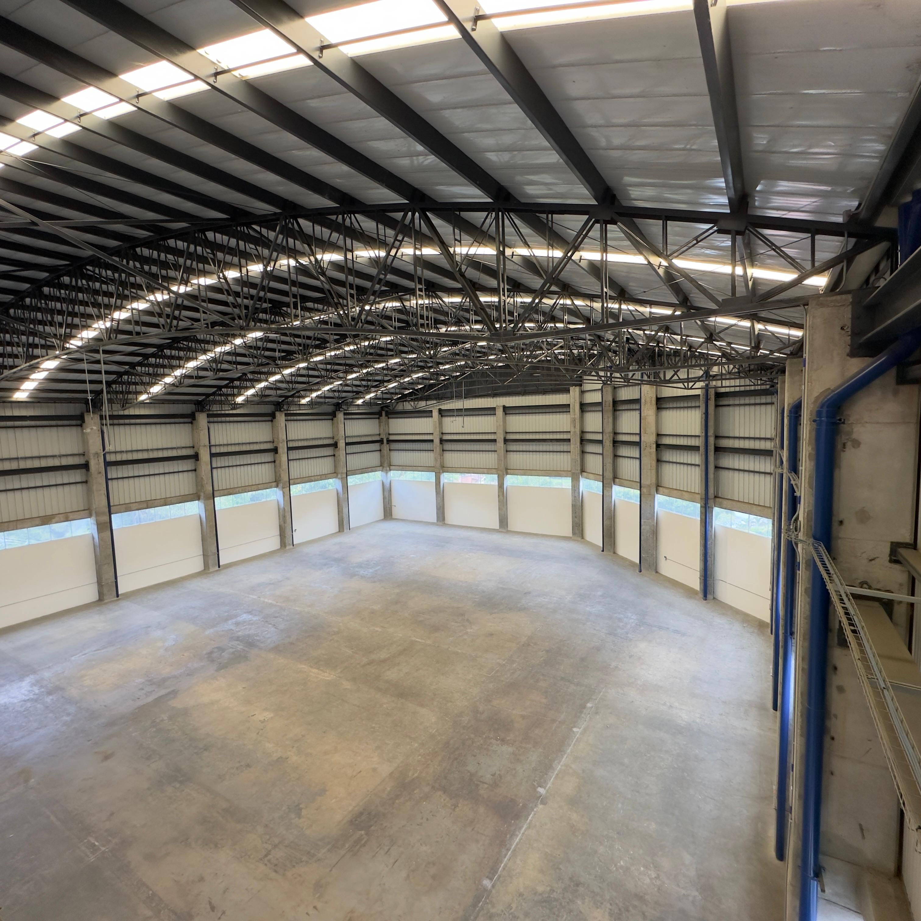 Bodega en arriendo Antioquia Copacabana Copacabana 2038 m2 Habitaciones 0 Baños 4 Garajes 3 Precio $65000000