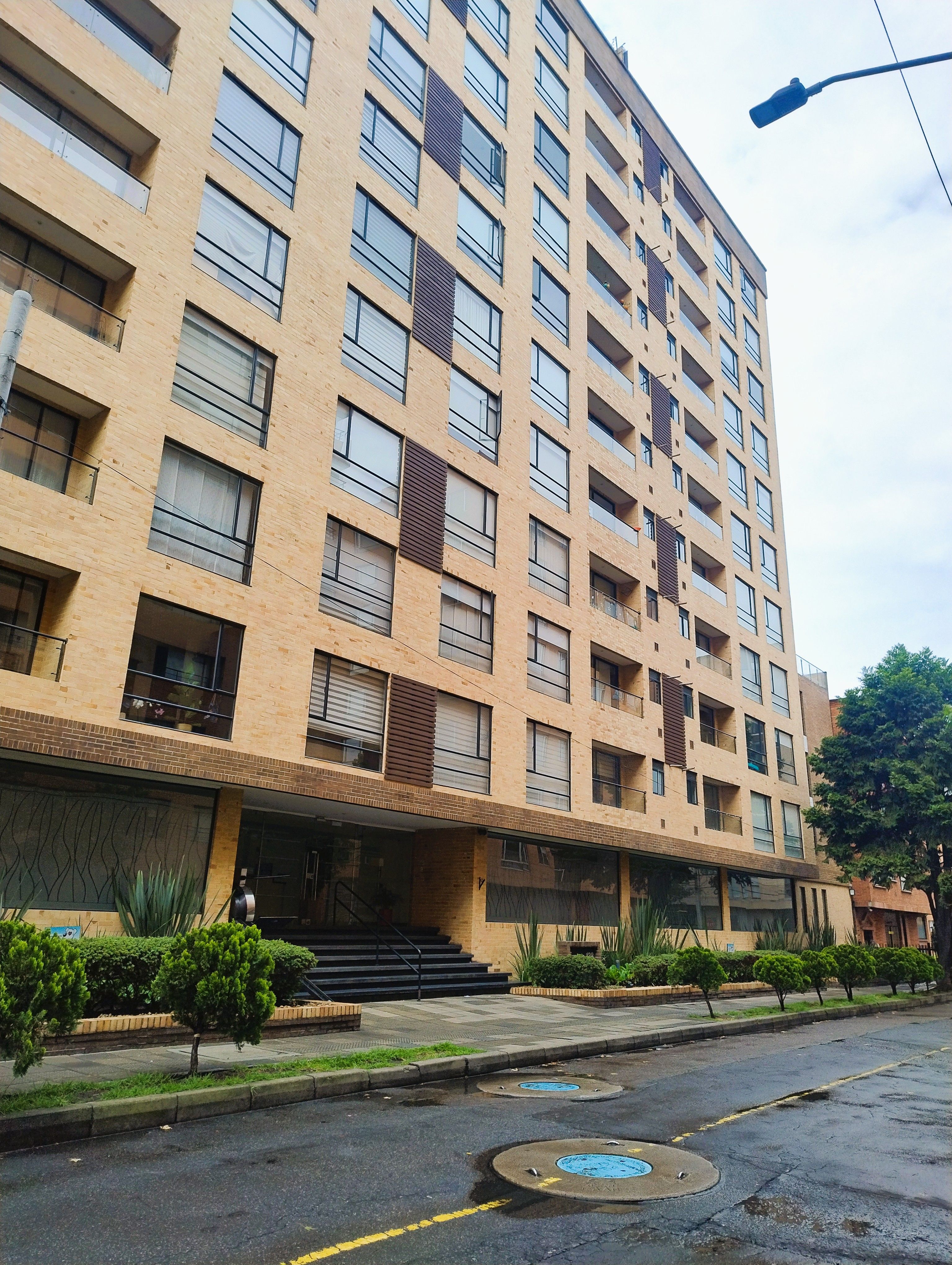 Apartamento en venta Cundinamarca Bogotá Cedritos 100 m2 Habitaciones 3 Baños 3 Garajes 2 Precio $790000000