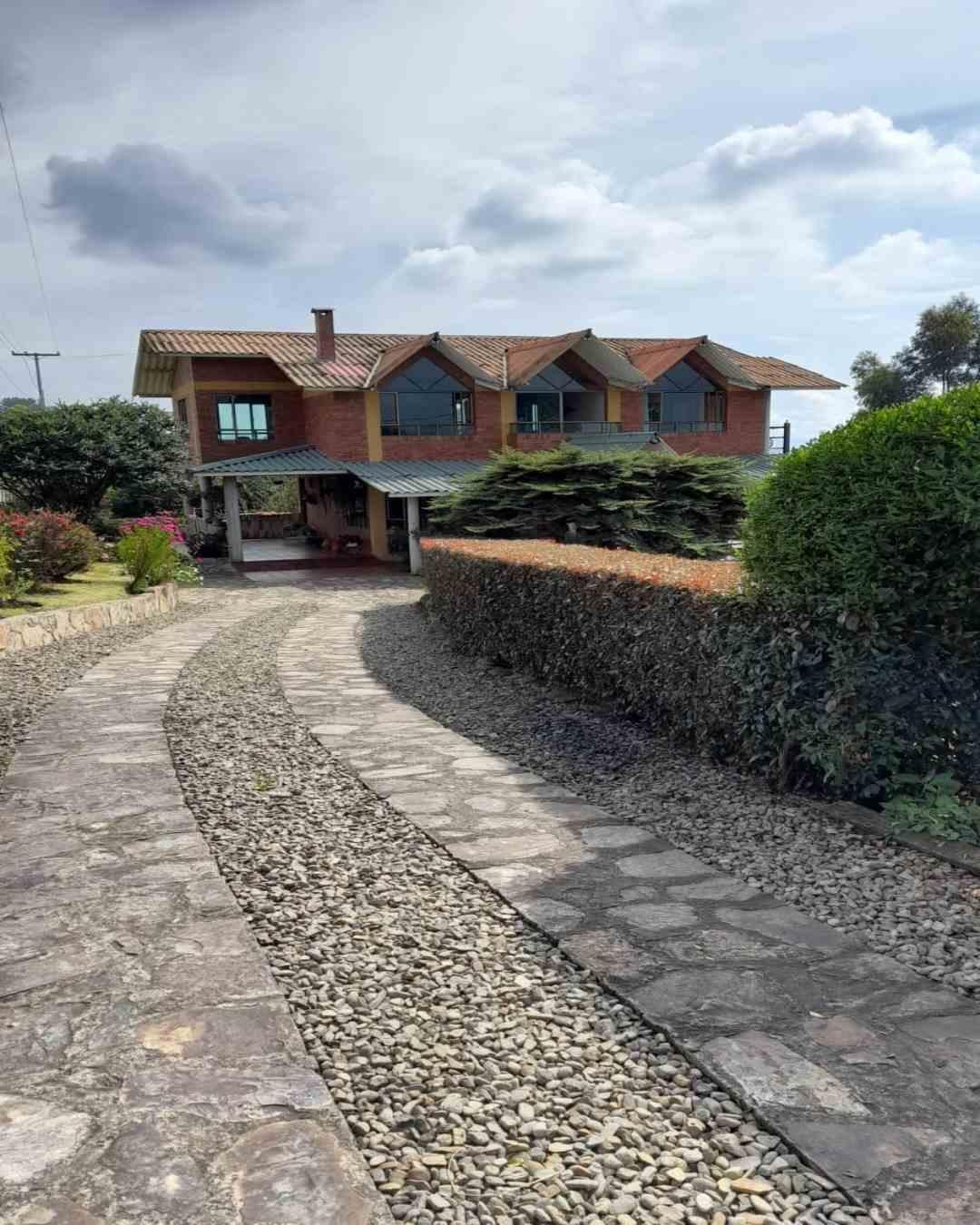 Casa en venta Cundinamarca Cogua Cogua 190 m2 Habitaciones 3 Baños 2 Garajes 5 Precio $1000000000