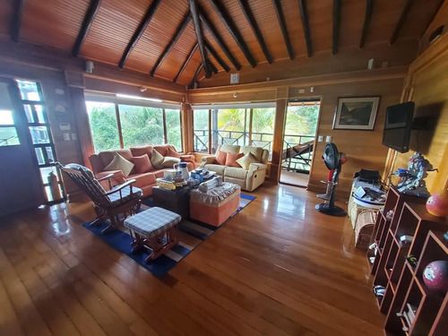 Casa en venta Cundinamarca Sasaima Sasaima 300 m2 Habitaciones 5 Baños 5 Garajes 3 Precio $520000000