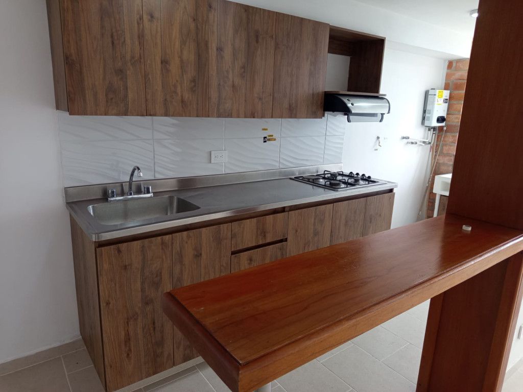 Apartamento en arriendo Antioquia Medellín La Hondonada 70 m2 Habitaciones 3 Baños 2 Garajes 1 Precio $2100000