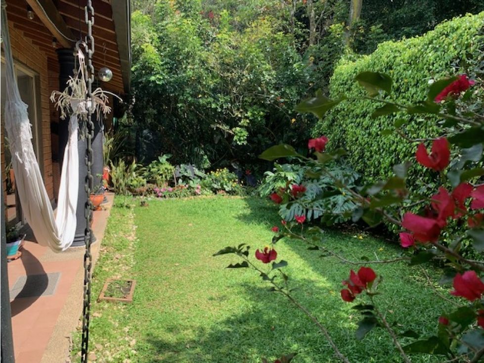 Casa en venta Antioquia Medellín Urbanizacion Montesory 199 m2 Habitaciones 3 Baños 3 Garajes 2 Precio $1540000000
