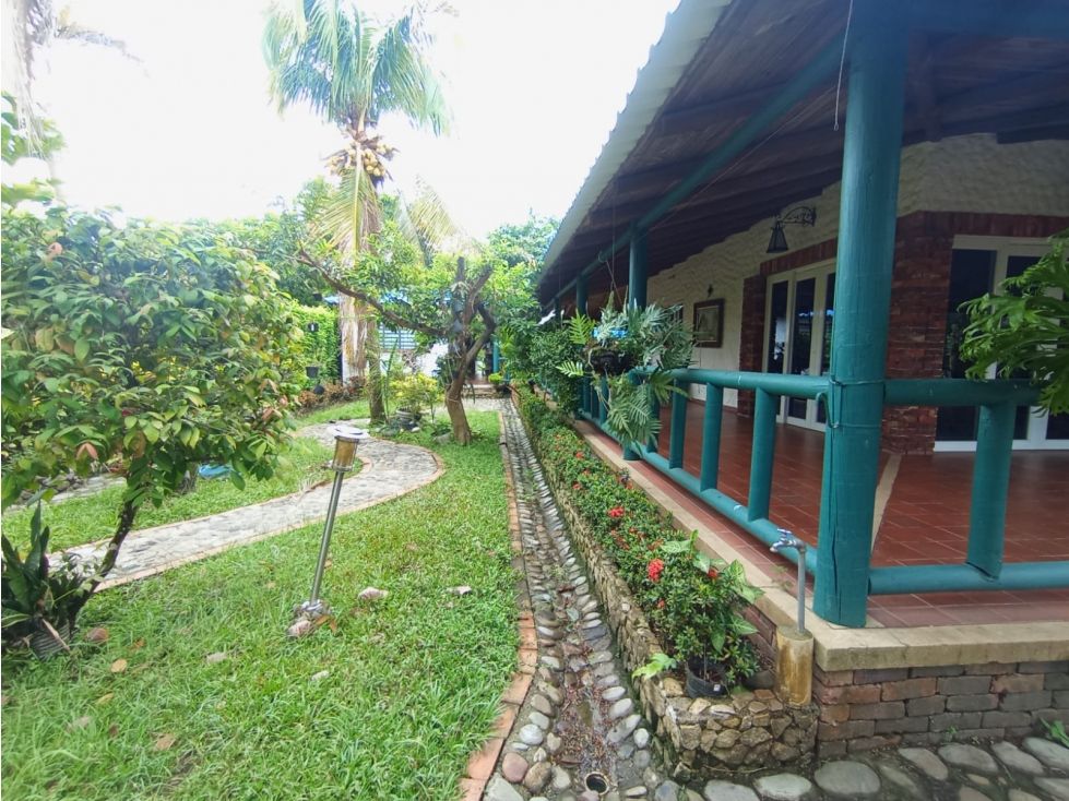 Casa Campestre en venta Meta Villavicencio Granjas Forestales Balmoral 650 m2 Habitaciones 5 Baños 3 Garajes 6 Precio $2200000000