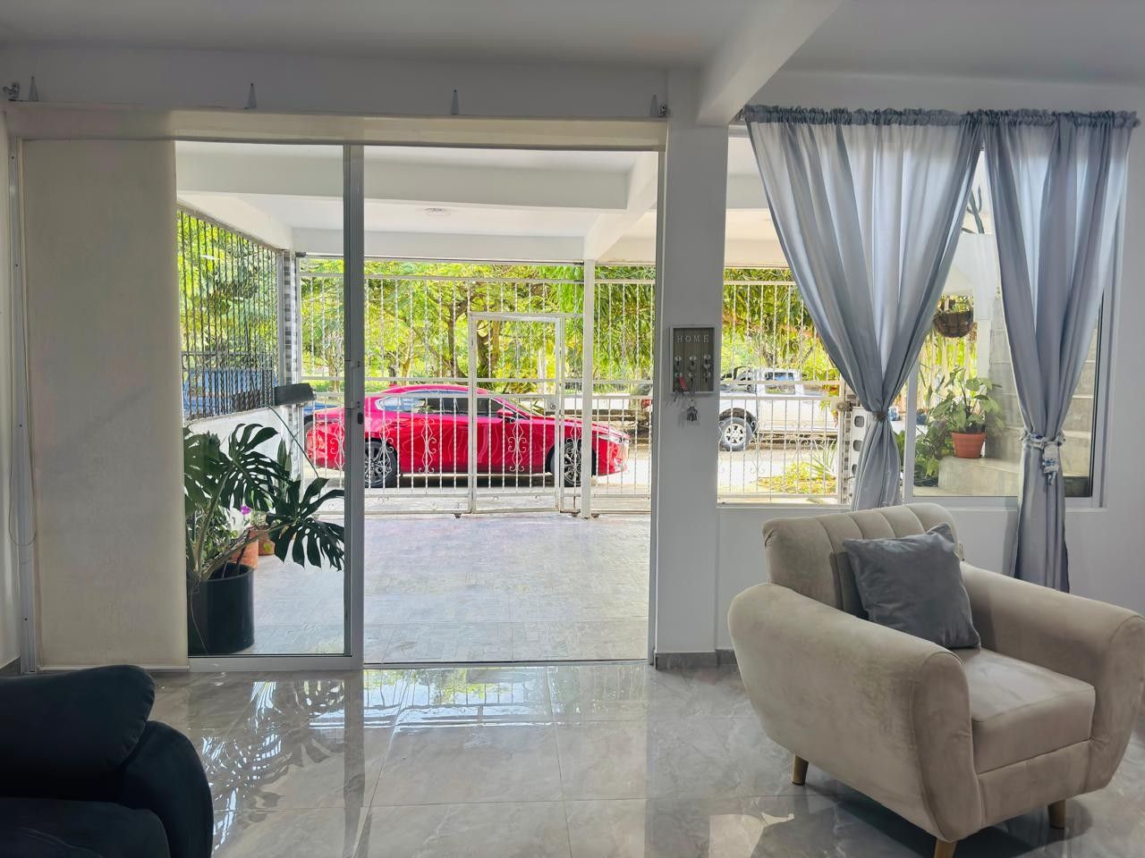 Casa en venta Valle Del Cauca Jamundí Otros 244 m2 Habitaciones 3 Baños 2 Garajes 2 Precio $575000000