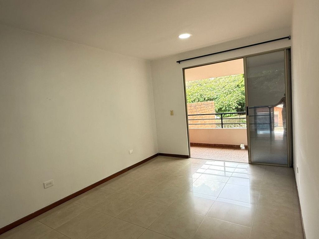Casa en venta Valle Del Cauca Cali Santa Isabel 217 m2 Habitaciones 3 Baños 3 Garajes 3 Precio $1100000000