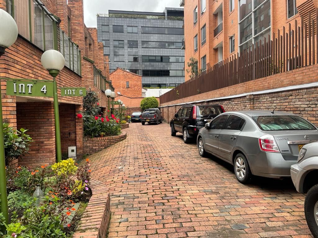 Casa en venta Cundinamarca Bogotá Cedritos 112 m2 Habitaciones 3 Baños 3 Garajes 2 Precio $520000000