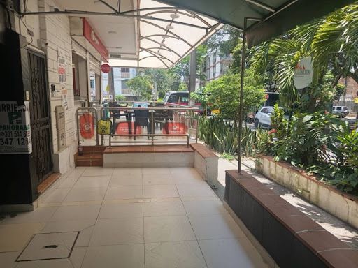 Local en arriendo Antioquia Medellín La Castellana 30 m2 Habitaciones 0 Baños 1 Garajes 0 Precio $3000000