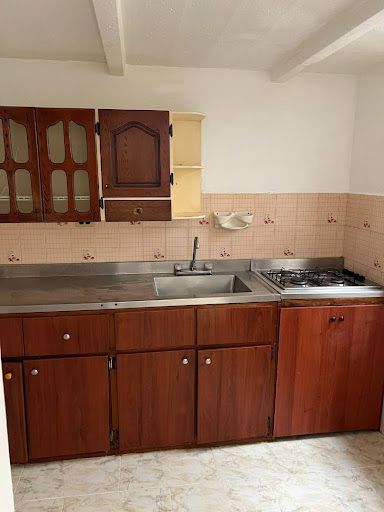 Apartamento en arriendo Antioquia Medellín Cucaracho 90 m2 Habitaciones 3 Baños 2 Garajes 0 Precio $1600000