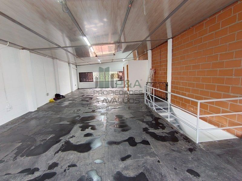 Bodega en arriendo Antioquia Medellín Campo Amor 200 m2 Habitaciones 0 Baños 3 Garajes 0 Precio $6000000