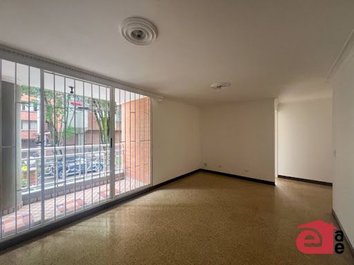 Apartamento en arriendo Antioquia Envigado El Portal 125 m2 Habitaciones 3 Baños 2 Garajes 1 Precio $3650000