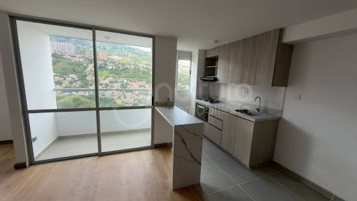 Apartamento en arriendo Antioquia Medellín Blanquizal 62 m2 Habitaciones 2 Baños 2 Garajes 1 Precio $2700000
