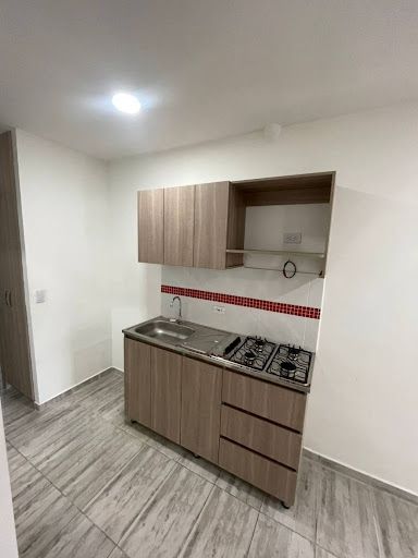 Apartaestudio en arriendo Antioquia Medellín La Floresta 40 m2 Habitaciones 1 Baños 2 Garajes 0 Precio $2000000