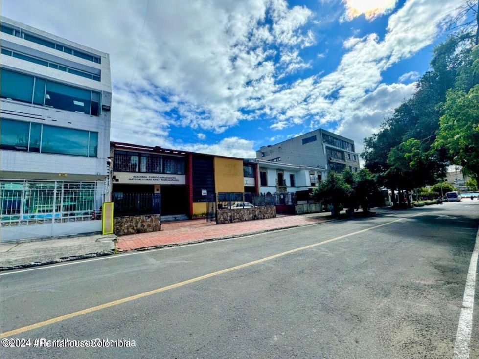 Casa en venta Cundinamarca Bogotá Quinta Camacho 659 m2 Habitaciones 7 Baños 1 Garajes 4 Precio $4300000000
